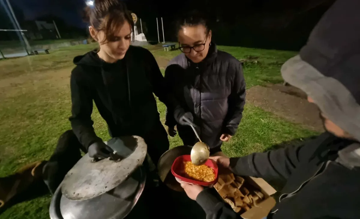 Foto sobre Paysandú Solidario: una olla solidaria que cada miércoles lleva alimento y esperanza a quienes más lo necesitan
